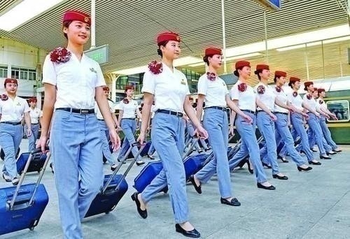 高鐵乘務訂單班 學時1-3個月直接上崗
