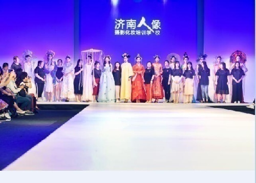 專業婚紗攝影培訓濟南人像攝影化妝學校-數碼攝影全科班