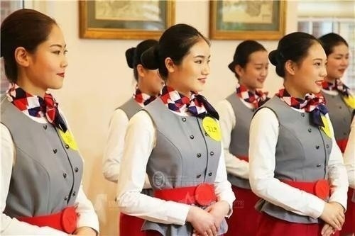 華美鐵路學(xué)校鐵路方向